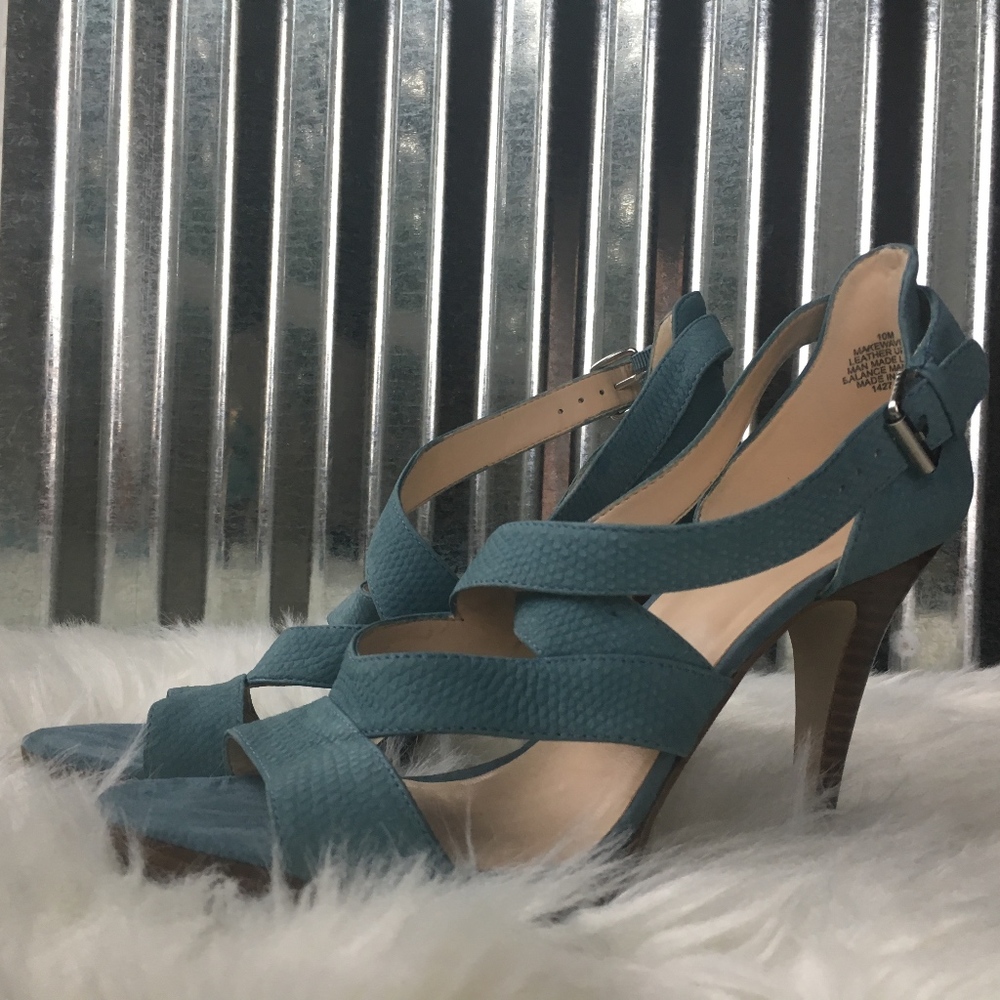 Nine West Make Waves Light Blue Size 10